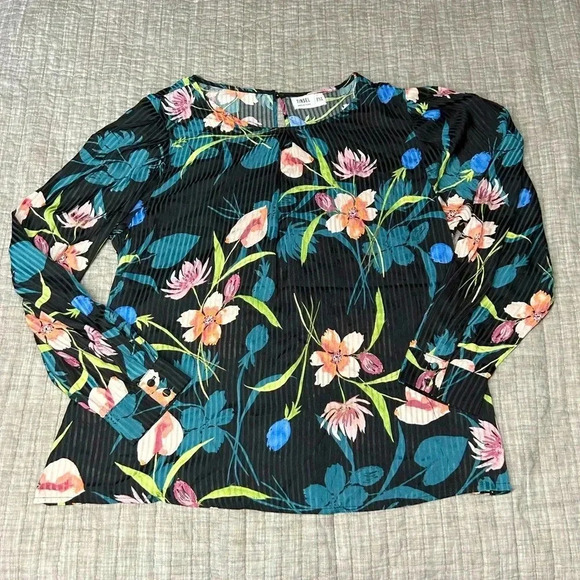 Tinsel Tops - Tinsel Floral Pleaded Long Sleeve Top